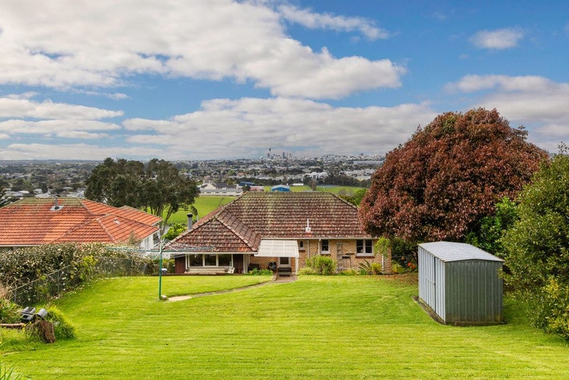 83 Mount Albert Road, Mount Albert, Auckland - Carousel 2