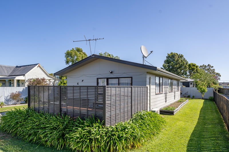 18 Malcolm Street, Martinborough - Carousel 2