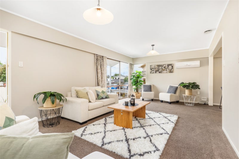 29 Hazelwood Avenue, Dinsdale, Hamilton - Carousel 2