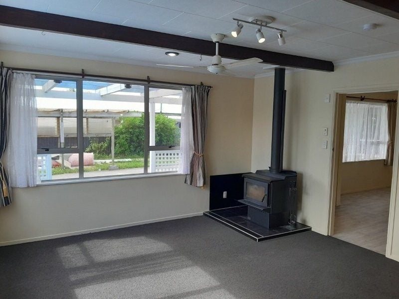 45 Middlepark Road, Sockburn, Christchurch - Carousel 2
