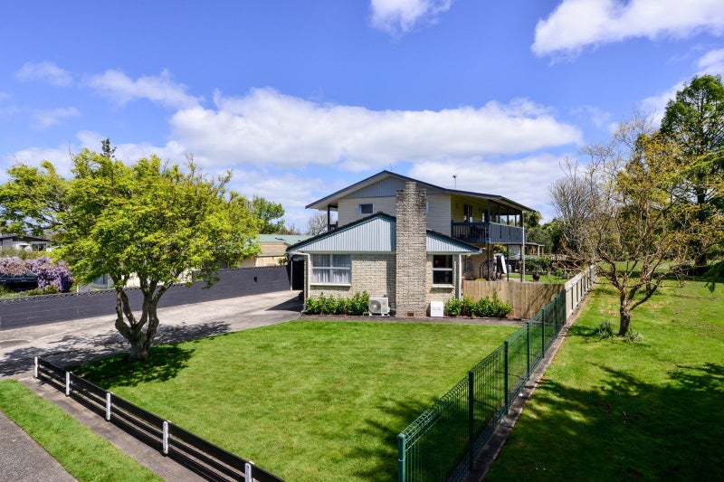 29 Ashurst Avenue, Pukete, Hamilton - Carousel 1