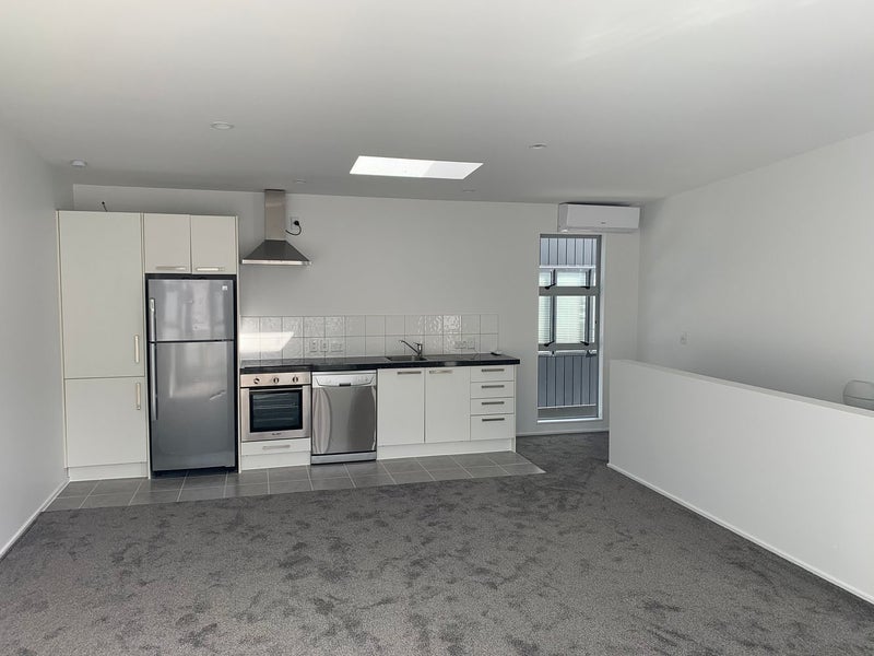 B4/15 Scanlan Street, Grey Lynn, Auckland - Carousel 1