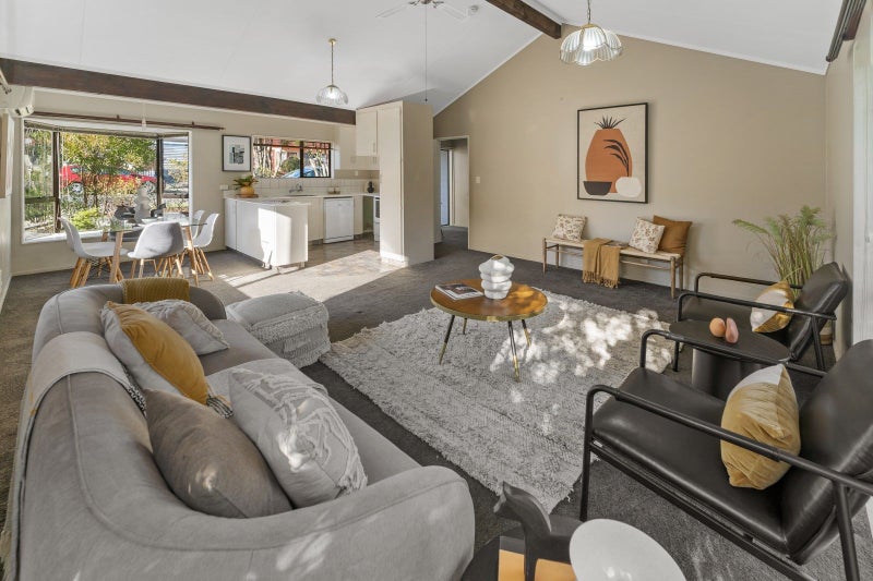 1/28 Bishopdale Court, Bishopdale, Christchurch - Carousel 1