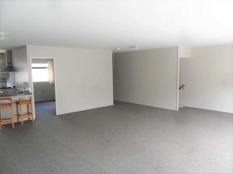 15F Greensboro Street, Hamilton East, Hamilton - Carousel 2
