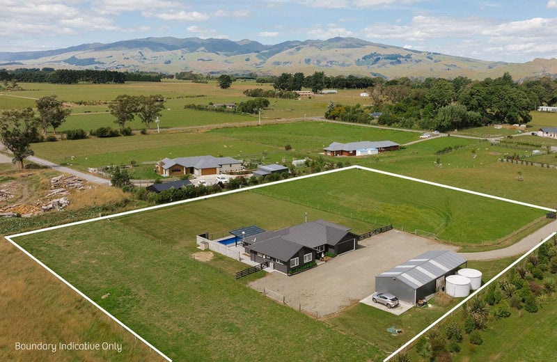 34 Robbie Lane, Ashhurst, Palmerston North - Carousel 1