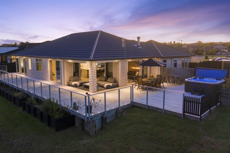 21 Kahika Grove, Huapai, Kumeu - Carousel 2