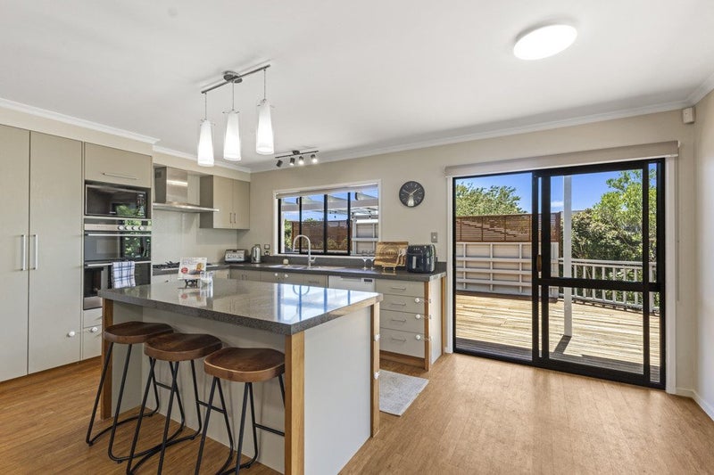 58 Karina Road, Merrilands, New Plymouth - Carousel 2