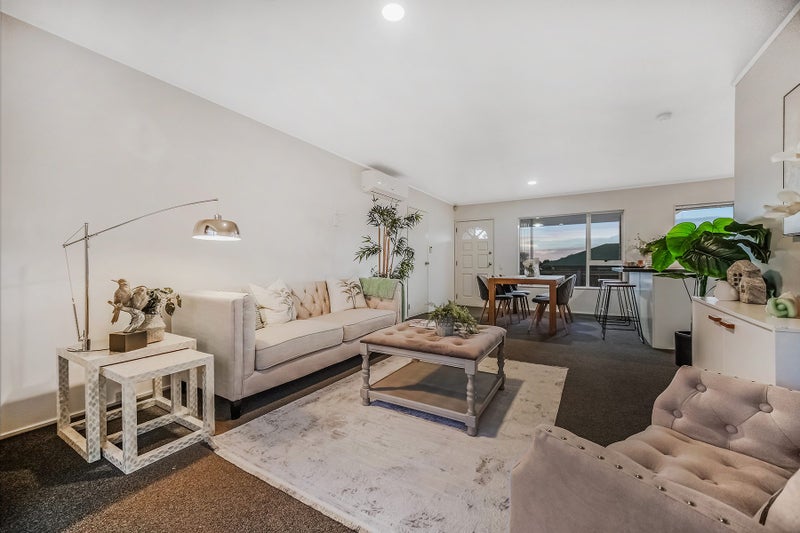 2/19 Wai Iti Place, Clendon Park, Auckland - Carousel 2