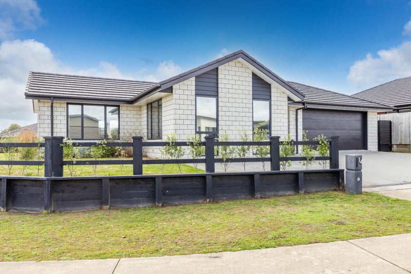 14 Rangawhenua Street, Hamilton - Carousel 1