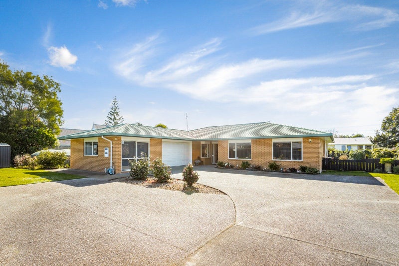 10 Station Road, Huapai, Kumeu - Carousel 2