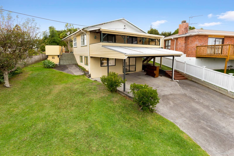 39 Glen Marine Parade, Glendene, Auckland - Carousel 2