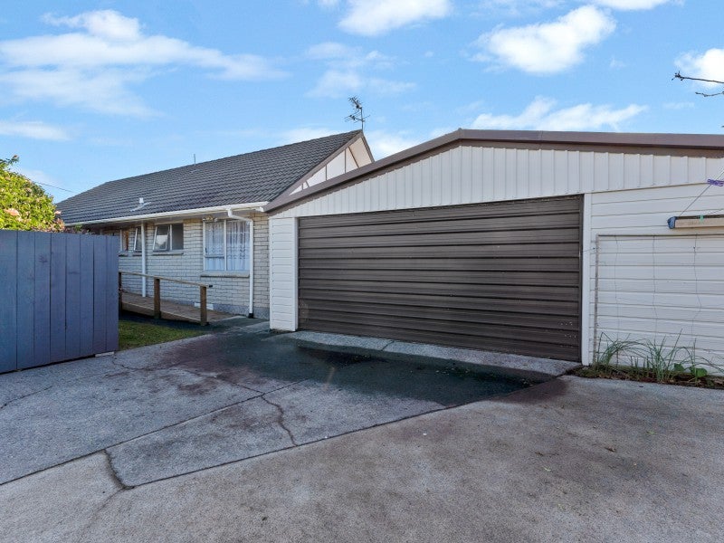 237 Tukapa Street, Westown, New Plymouth - Carousel 23