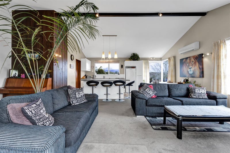 39 Penrith Street, Westown, New Plymouth - Carousel 2