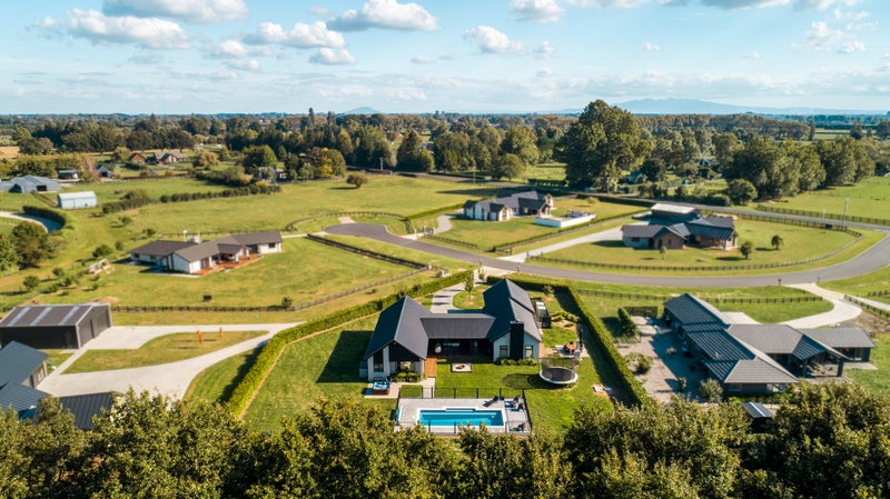 7 South Oaks Close, Pukemoremore, Cambridge - Carousel 35