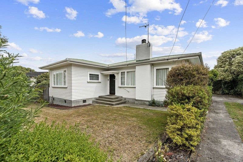 11 Gordon Street, Lansdowne, Masterton - Carousel 2