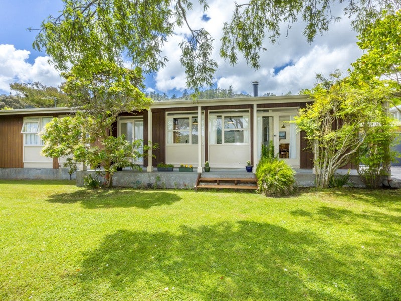 27 Tanekaha Street, Stokes Valley, Lower Hutt - Carousel 24