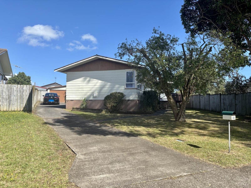 22 Medina Place, Half Moon Bay, Auckland - Carousel 2