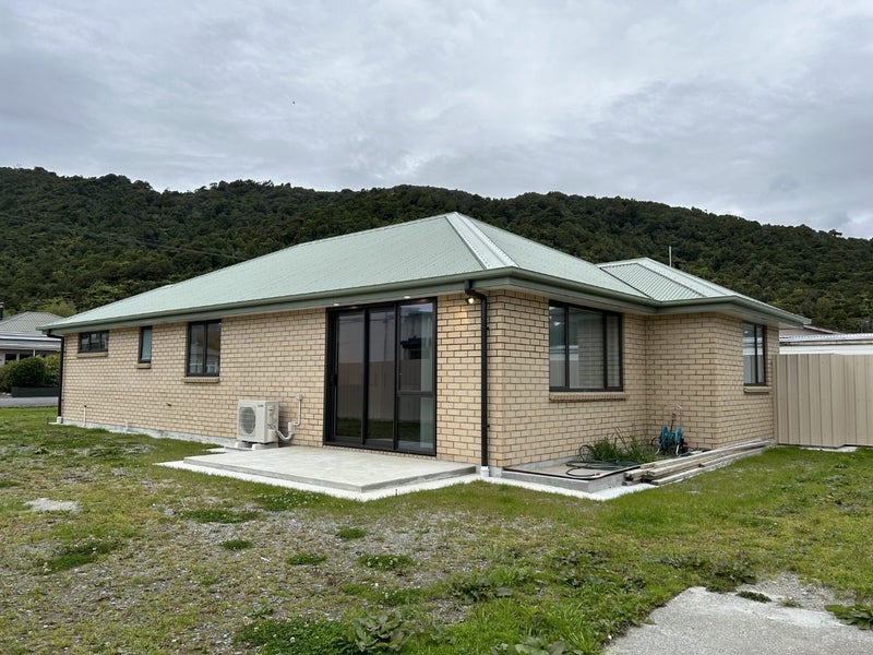 144 Ward Street, Cobden, Greymouth - Carousel 11