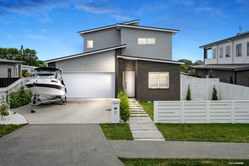80 Intrepid Crescent, Beachlands, Auckland - Carousel 2