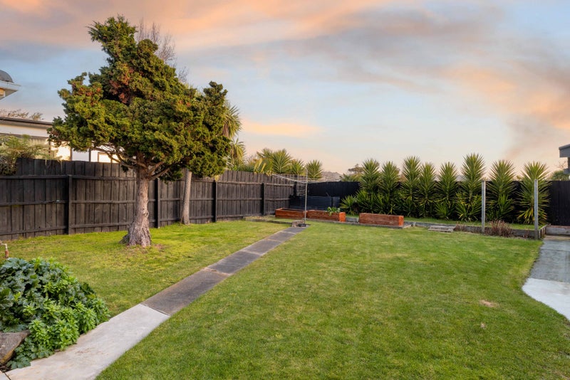 370 Keyes Road, New Brighton, Christchurch - Carousel 24