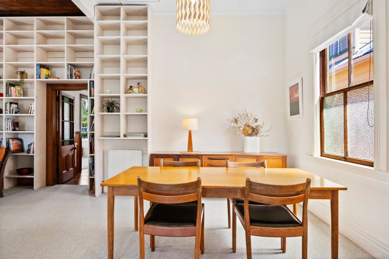 8 Tainui Terrace, Mount Cook, Wellington - Carousel 2