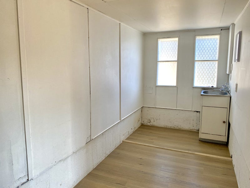 52 Carlton Street, Hillsborough, Auckland - Carousel 16