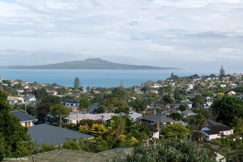 36 Knights Road, Rothesay Bay, Auckland - Carousel 1