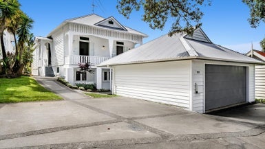 31 Atarangi Road, Greenlane, Auckland - Carousel 1