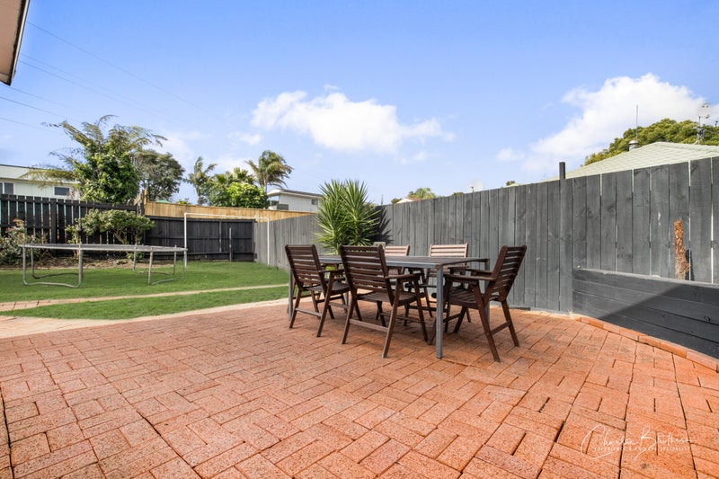 12 Crail Court, Totara Heights, Auckland - Carousel 2