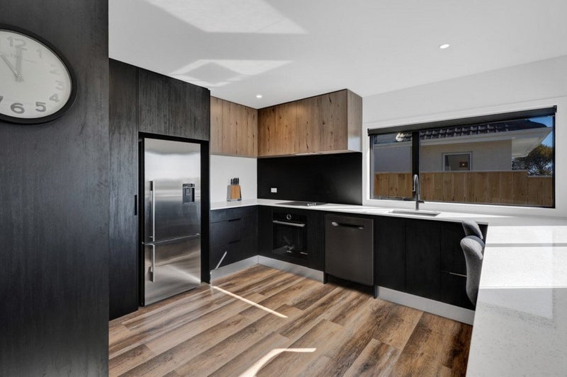 92 Mangorei Road, Strandon, New Plymouth - Carousel 2