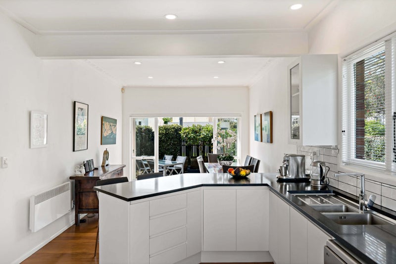 9A Ngaire Avenue, Epsom, Auckland - Carousel 1