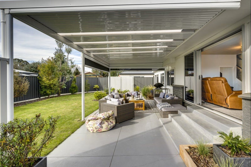 9 Lowther Place, Taradale, Napier - Carousel 2