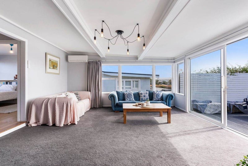 798 Whangaparaoa Road, Manly, Whangaparaoa - Carousel 2