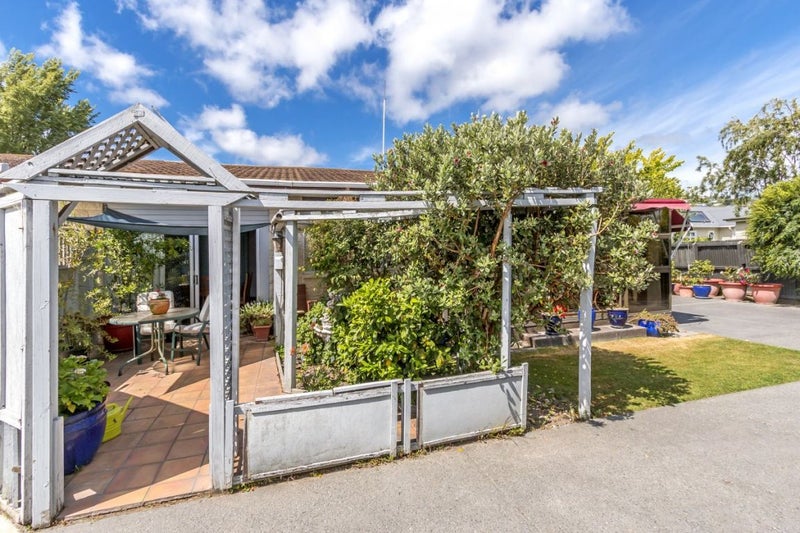 2/10 Karen Lane, Beckenham, Christchurch - Carousel 12