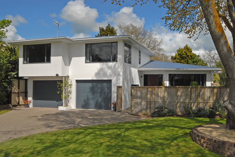 32 Lincoln Terrace, Hokowhitu, Palmerston North - Carousel 26