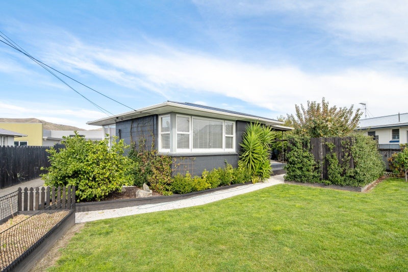 15 Cleghorn Street, Redwoodtown, Blenheim - Carousel 2