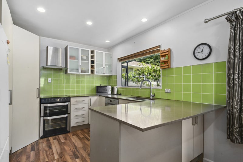 31A Ranui Avenue, Ranui, Auckland - Carousel 1