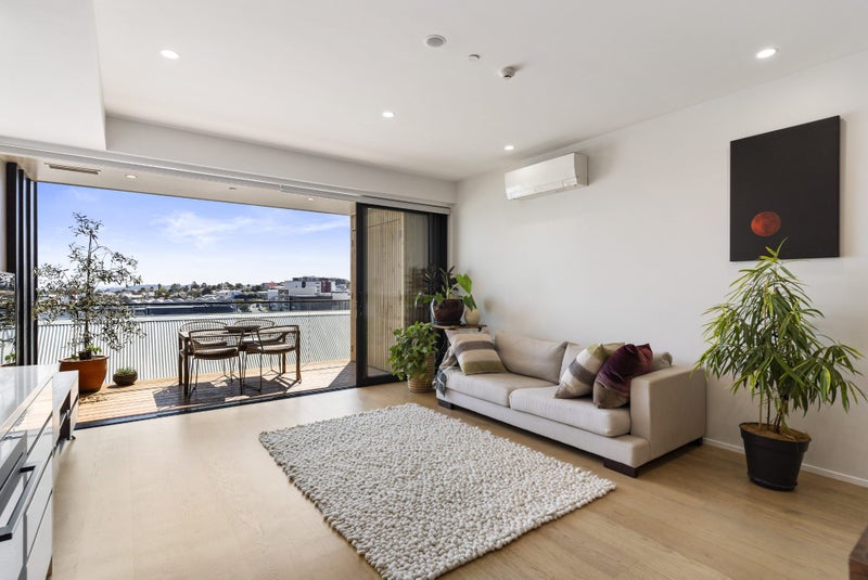 206/12 Mackelvie Street, Grey Lynn, Auckland - Carousel 2