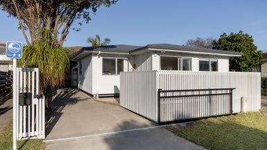 69A Percy Road, Papamoa Beach, Papamoa - Carousel 1