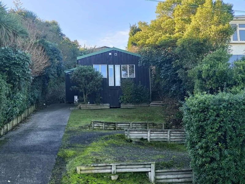 70 Orbell Street, Dalmore, Dunedin - Carousel 1