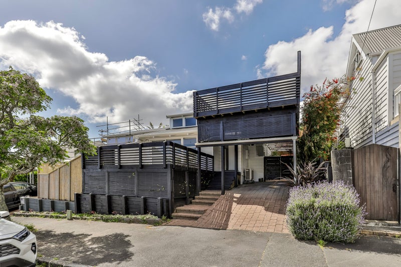 11 Ireland Street, Freemans Bay, Auckland - Carousel 24