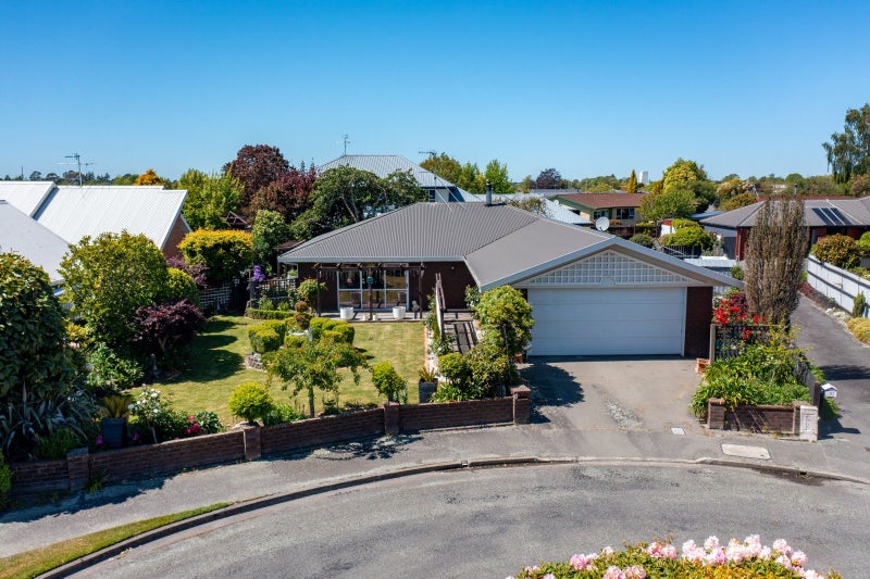 9 Falcon Drive, Allenton, Ashburton - Carousel 1