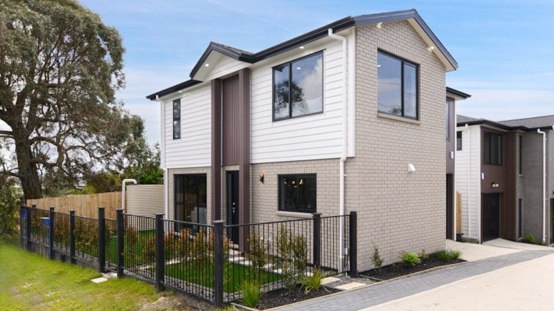 40A Halsey Drive, Lynfield, Auckland - Carousel 1