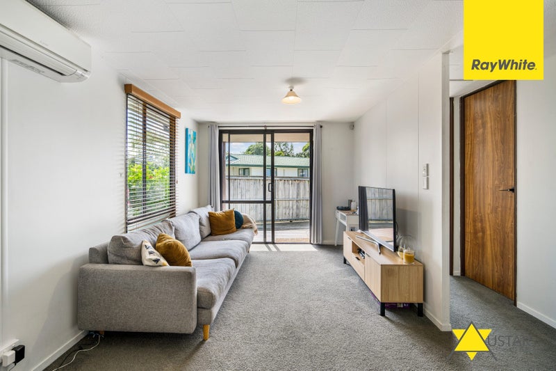1/8 Cameron Place, Ranui, Auckland - Carousel 2