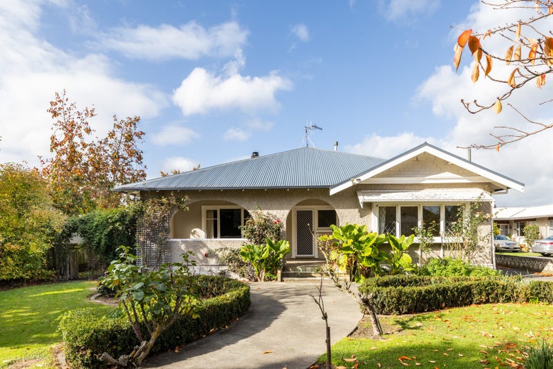 112 Davis Street, Saint Leonards, Hastings - Carousel 1