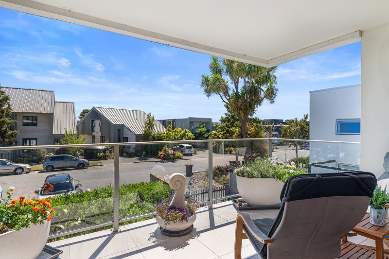 10/180 Peterborough Street, Christchurch Central, Christchurch - Carousel 1