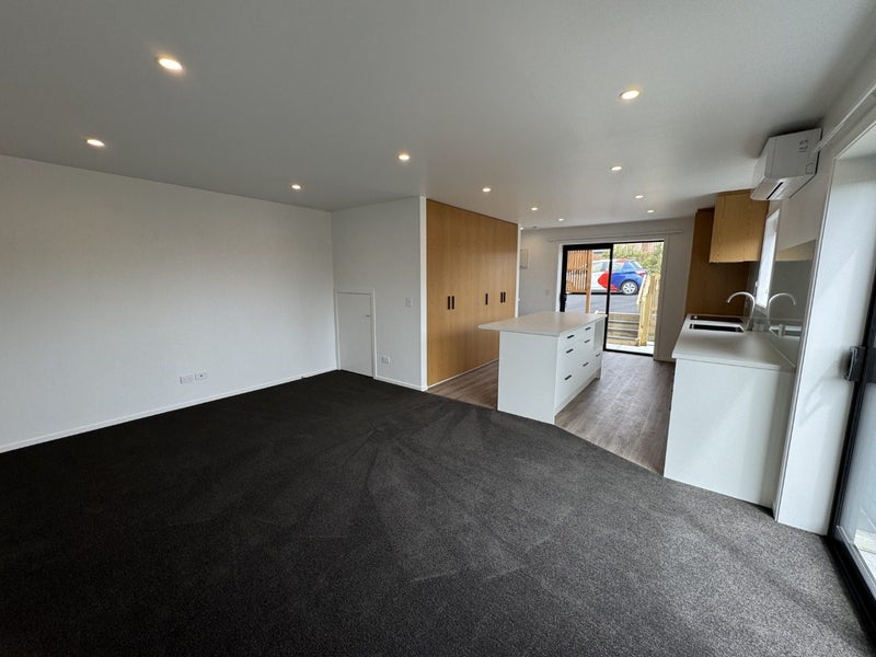 2/12 Willis Street, Torbay, Auckland - Carousel 2
