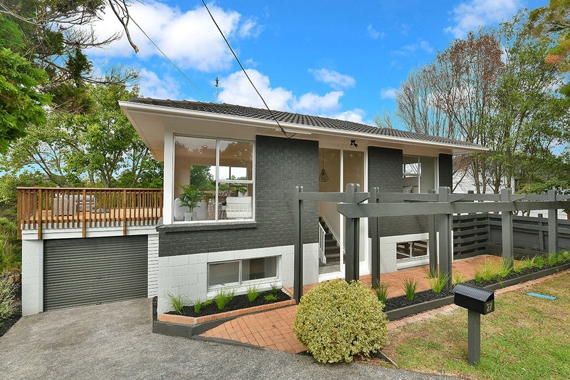 27 Coronation Road, Hillcrest, Auckland - Carousel 1