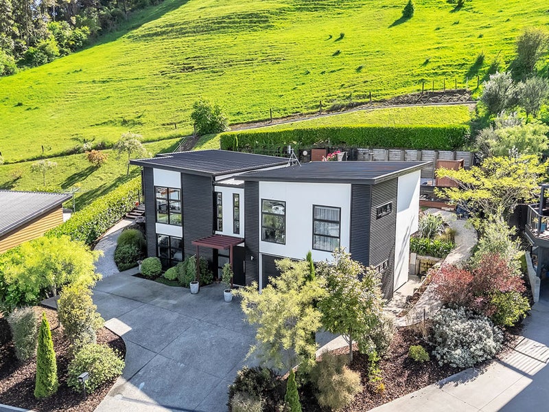10 Glenbrae Street, Atawhai, Nelson - Carousel 2