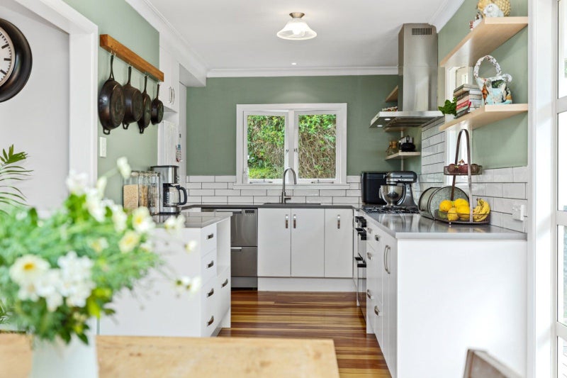 30 Courtney Road, Gate Pa, Tauranga - Carousel 2